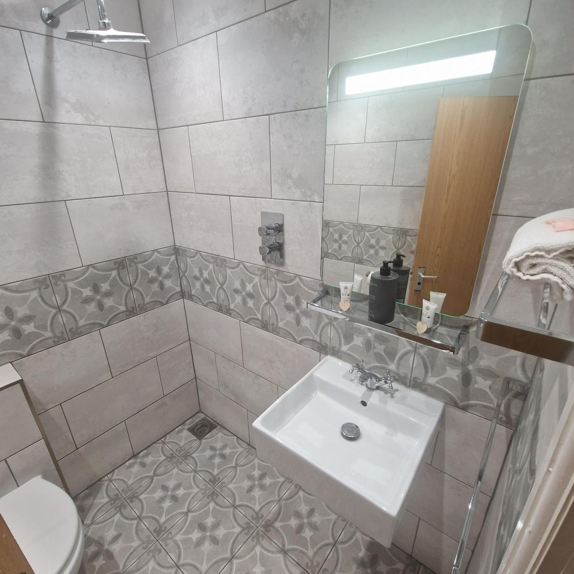 Lenox Bed And Breakfast Hale  Экстерьер фото